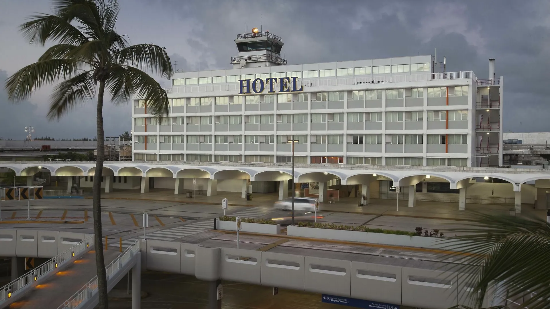 San Juan Airport Hotel